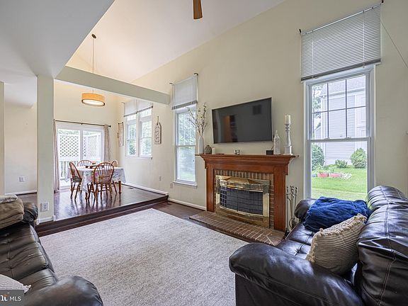 3rd image of 3515 Cornice Pl