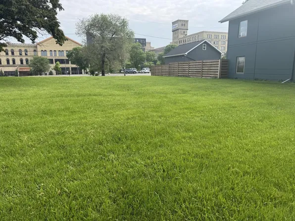 732 West BRUCE STREET, Milwaukee, WI 53204