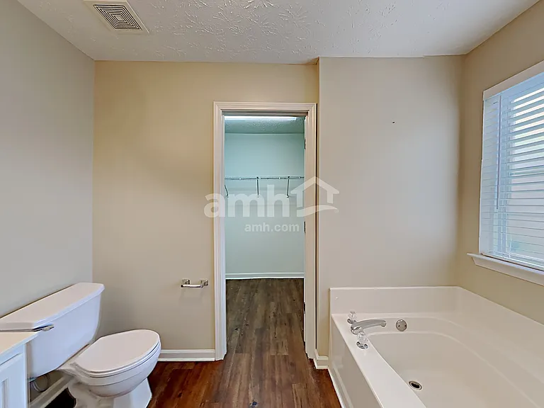 247 Rockingham Dr — Photo 14