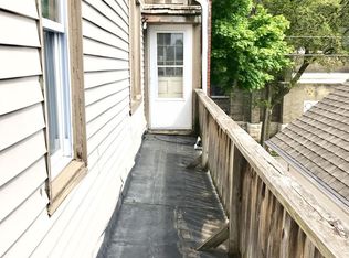 905 E Clarke St APT 4, Milwaukee, WI 53212