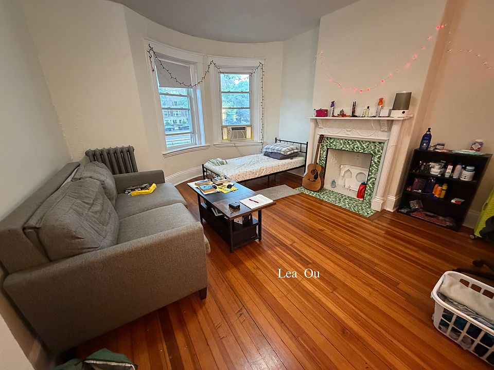 1st image of 1377 Commonwealth Ave APT 2