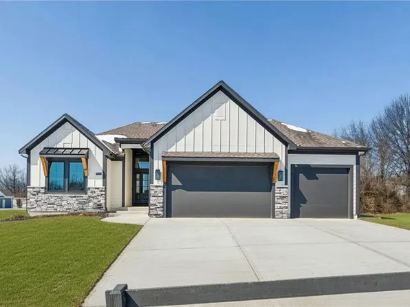 9173 N Montgall Ave, Kansas City, MO 64156