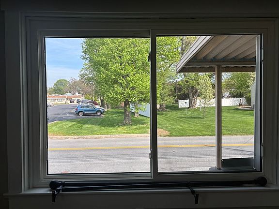 3rd image of 110 Beaver Rd