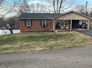 207 Mellwood Dr, Greenville, KY 42345