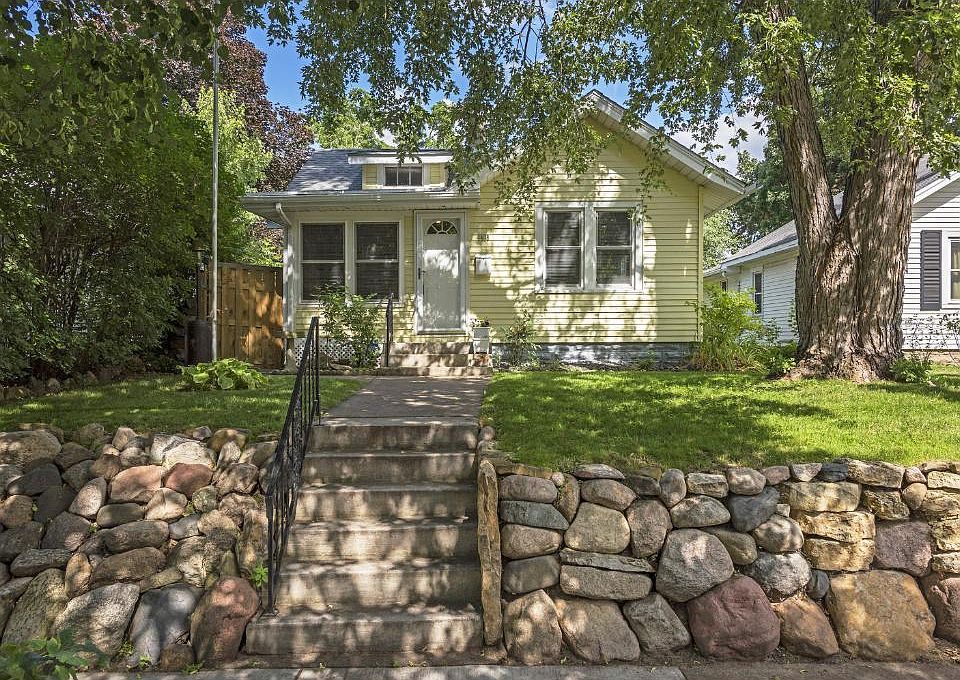1st image of 4408 Russell Ave N