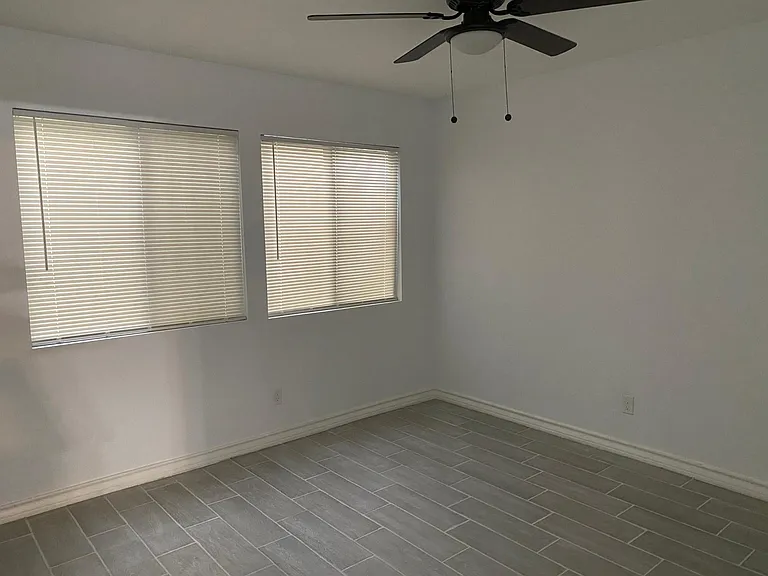 305 Calle Amistosa N #N-401 — Photo 6