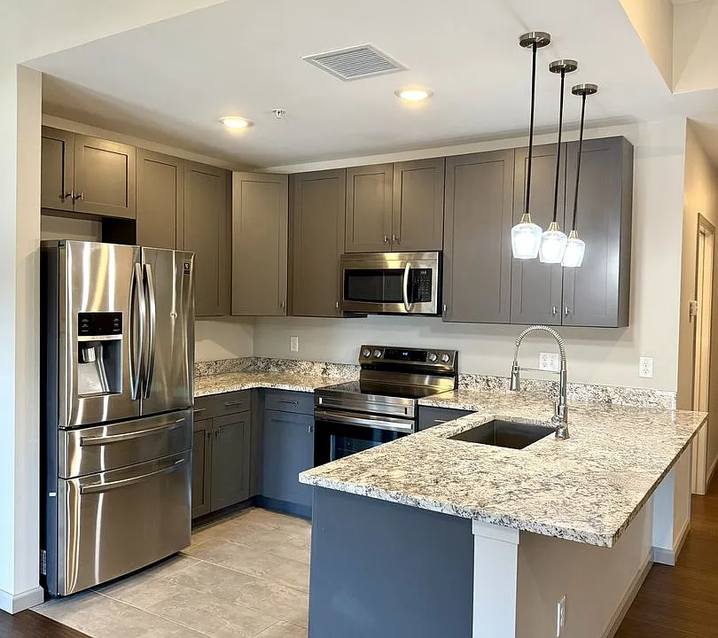 4440 Manchester Ave.- (Grove Lofts)