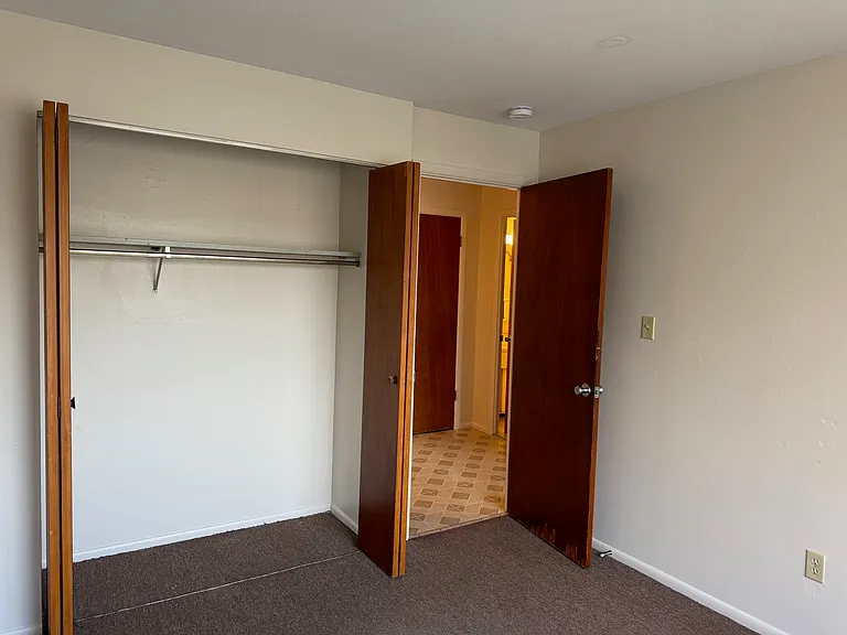 4780 State Rd — Photo 17
