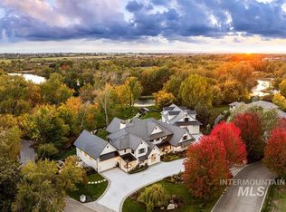 827 S Hidden Creek Ln, Eagle, ID 83616