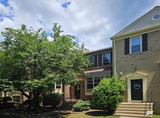 4713 Gainsborough Dr, Fairfax, VA 22032