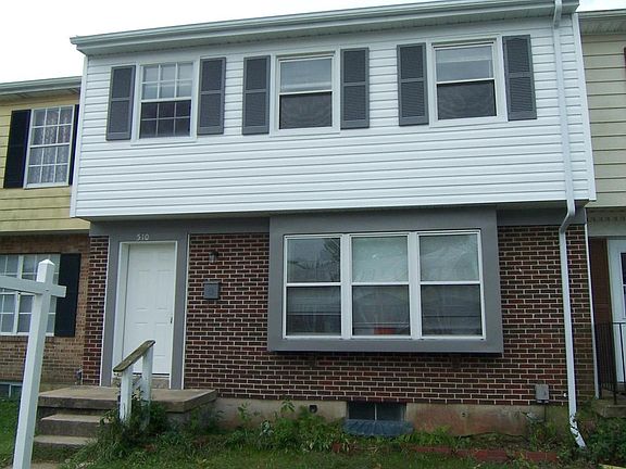 3rd image of 510 Jamestown Ct