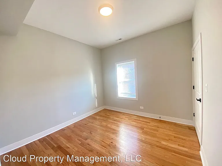 2207 W 18th St #3C — Photo 5