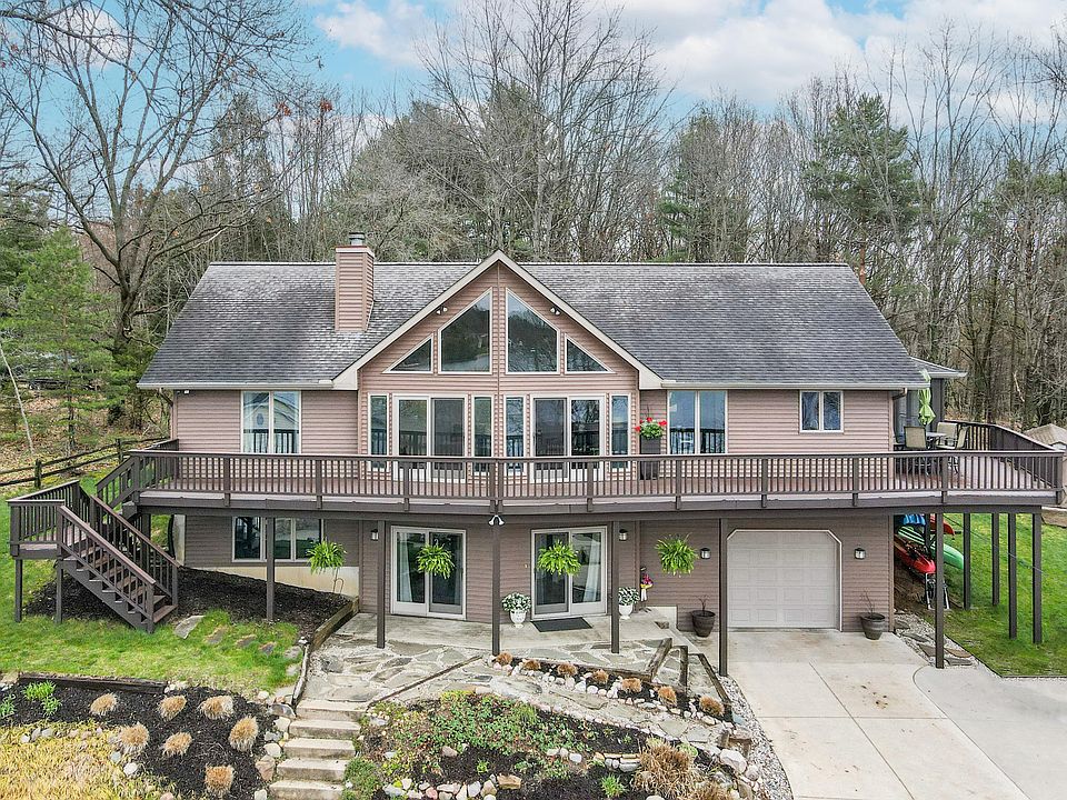 1292 Manitou Ln, Middleville, MI 49333 Zillow