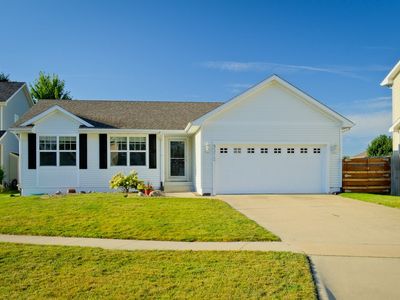 9372 Fairview Dr, West Des Moines, IA, 50266