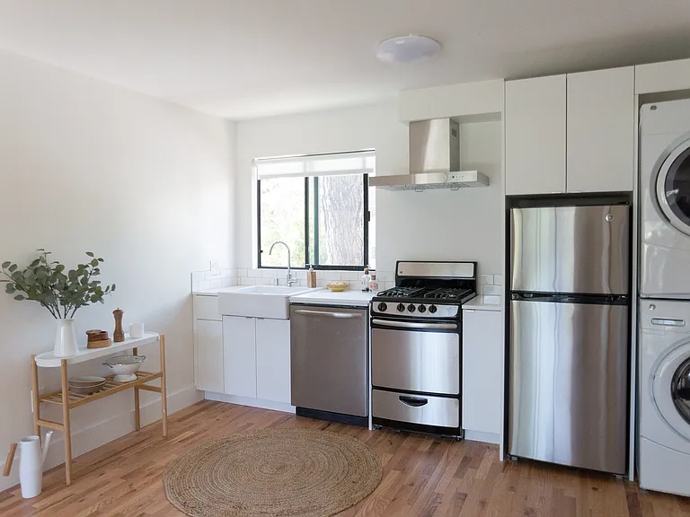 5515 E Media Dr #16 — Photo 6