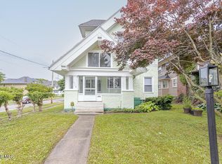 2740 Robinwood Ave, Toledo, OH 43610