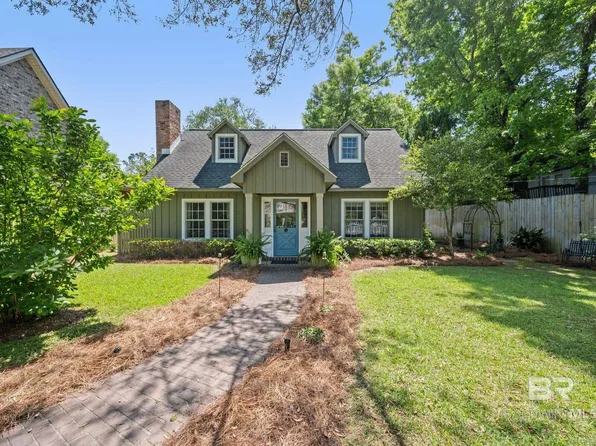212 Perdido Ave, Fairhope, AL 36532