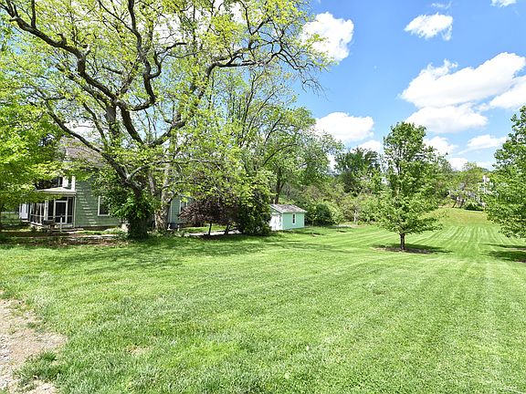 2nd image of 3026 Ononta Ave