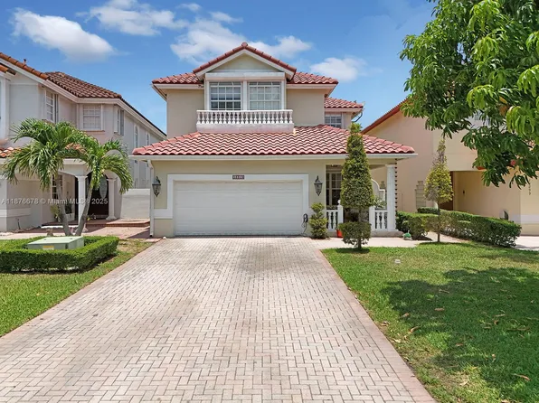 10315 NW 56th Ter, Doral, FL 33178