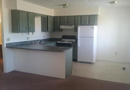 4th image of 1550 Burcham Dr