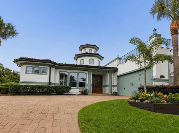 537 Villa Dr, Seabrook, TX 77586
