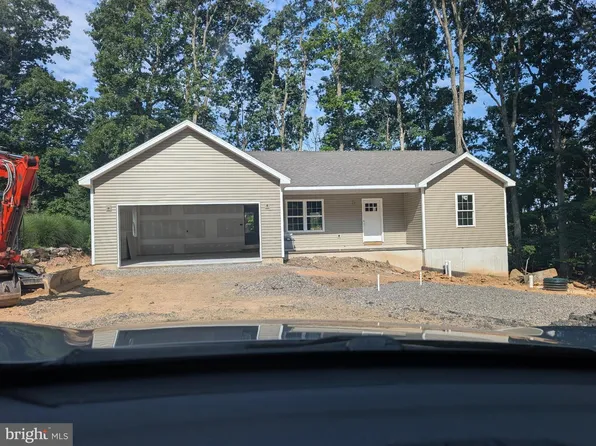 121 Hogan Dr, Auburn, PA 17922