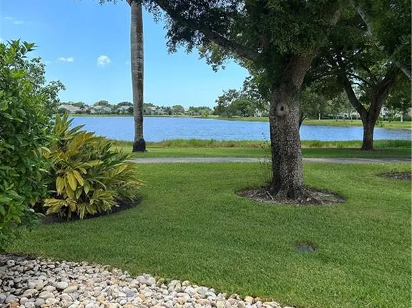 3062 Kings Lake BLVD #7511, NAPLES, FL 34112