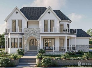 9 Davon Ln, Hamburg, NJ 07419