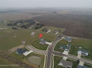 8 N Wright Rd, Fowler, MI 48835