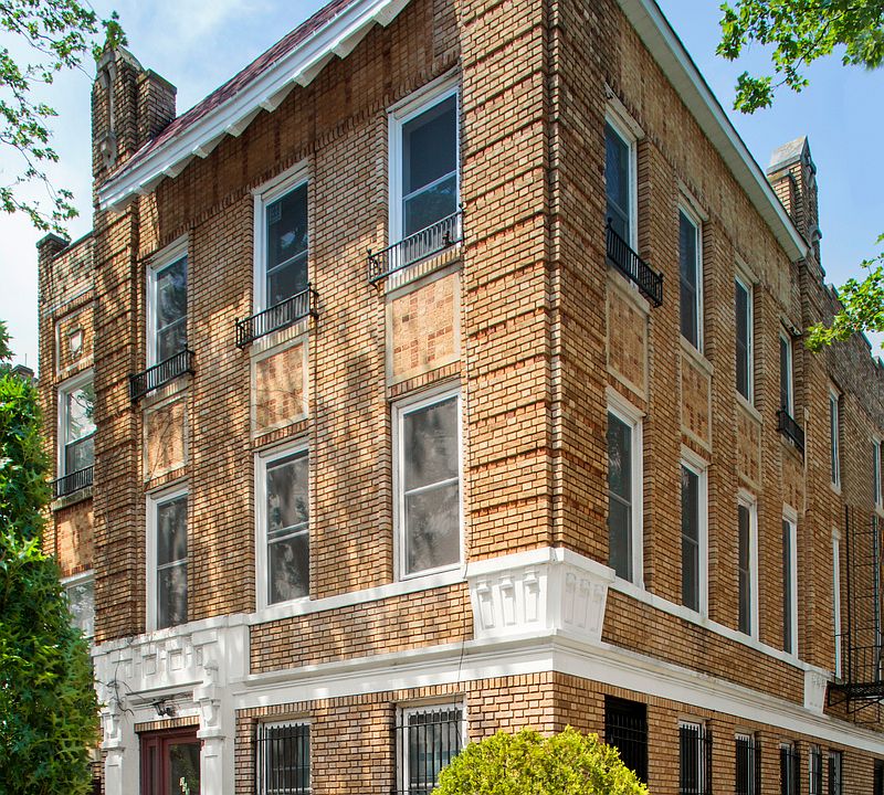 1st image of 253 Windsor Pl #3