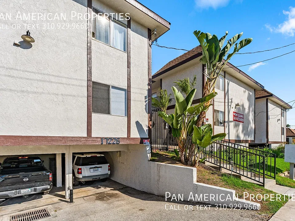 17226 Grevillea Ave #B