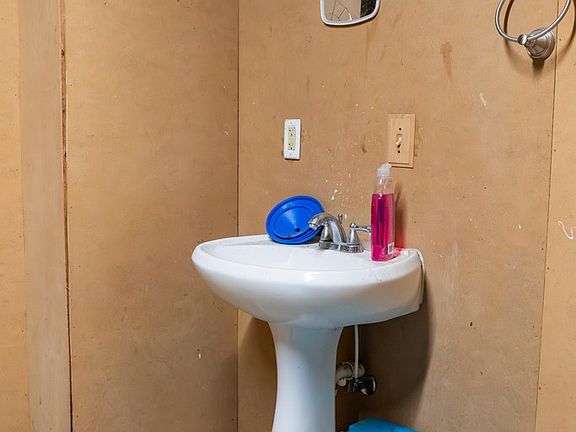 41st image of this home