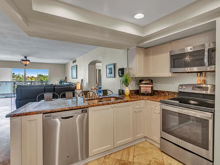 1100 Pinellas Bayway S #G3 — Photo 22