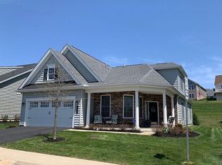 452 Resolution Dr, Lititz, PA 17543