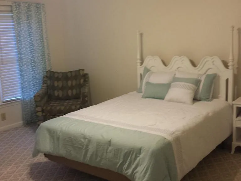 126B W Victoria Ct — Photo 7