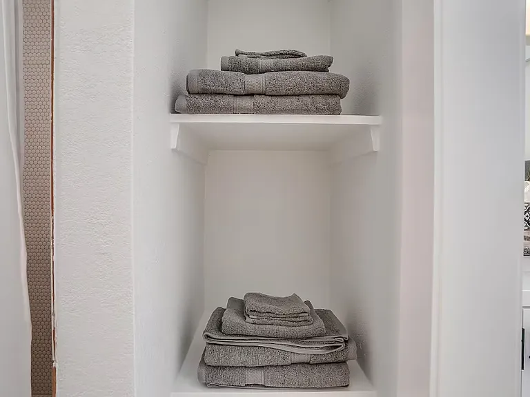 7851 Maiden Ln — Photo 22
