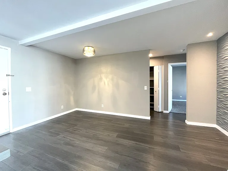 8338 Regents Rd #3O — Photo 9
