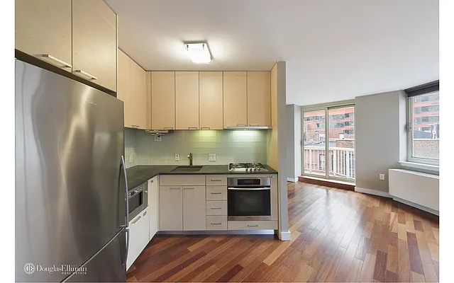 Rented by Douglas Elliman | media 14