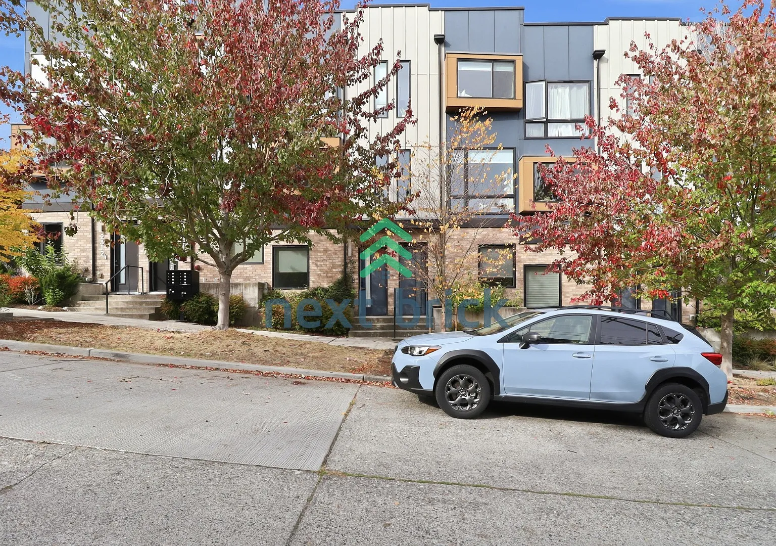 "Modern 2-Bedroom, 2-Bath Magnolia Townhome with Rooftop Deck, Views, A/C & Dedicated Parking" — Photo 1