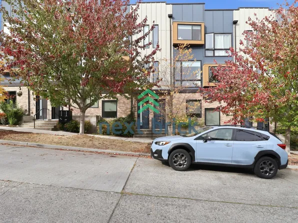 2308 W Newton St #2308, Seattle, WA 98199