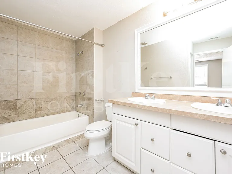 7309 N Dartmouth Ave — Photo 11