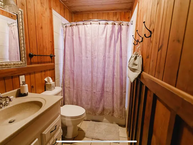 130 Holly St — Photo 5