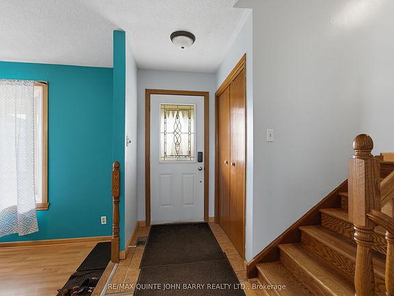 3rd image of 531 Lester Rd