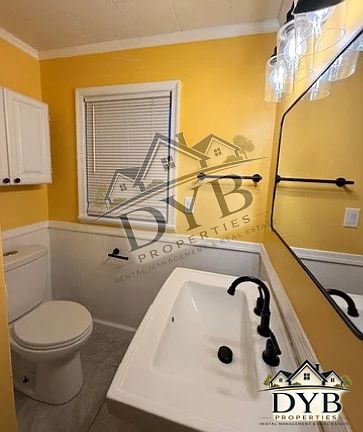5th image of 56 Kent Ln