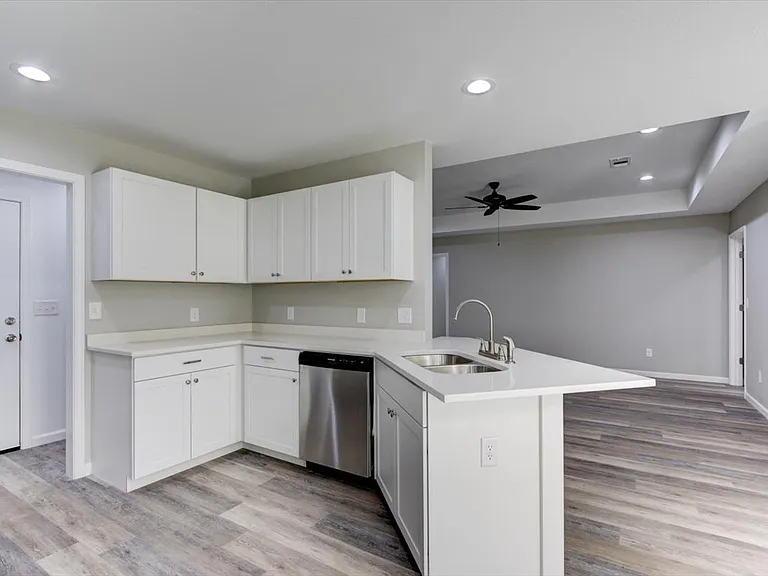 205 Elysian Hills Dr — Photo 10