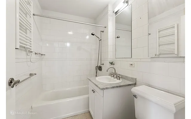 Rented by Douglas Elliman | media 20