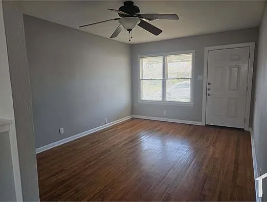 5006 Bevly Dr — Photo 2
