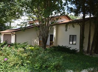 75 Volunteer Ct, Crossville, TN 38555