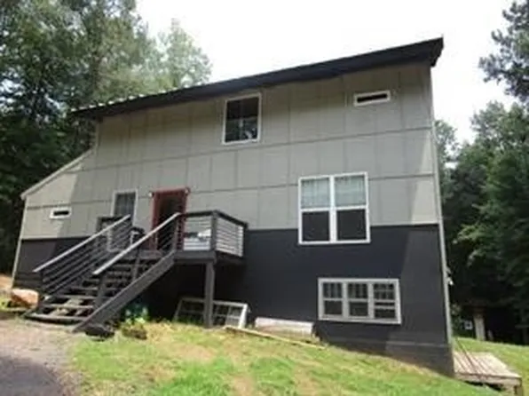 2158 Huckleberry Ln, Lithia Springs, GA 30122