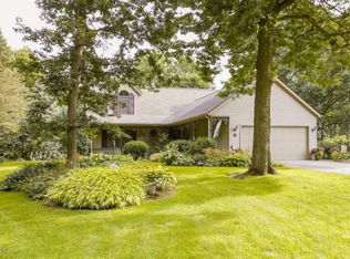 56504 Brave Dr, Three Rivers, MI 49093